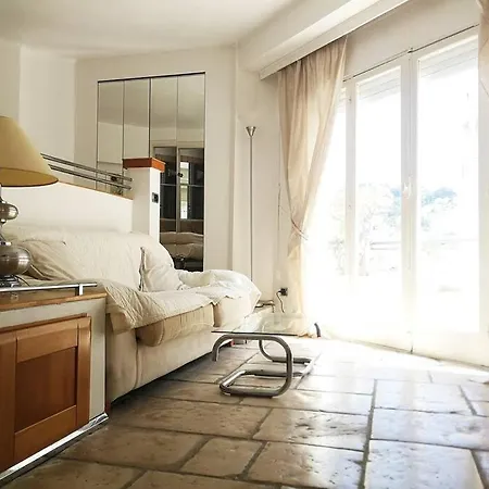 Open Space With Sea View Close To The Croisette Apartamento Cannes