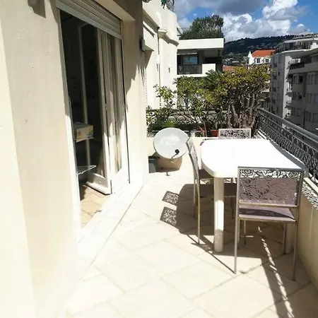 Open Space With Sea View Close To The Croisette Apartamento